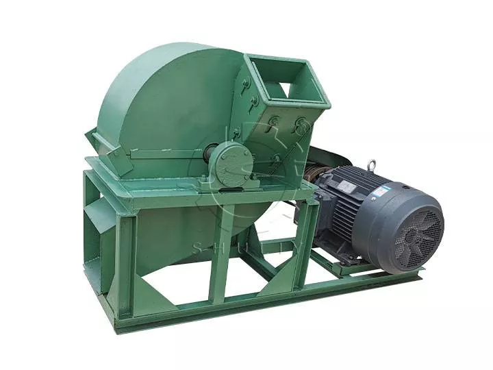 Wood crusher machine for making sawdust