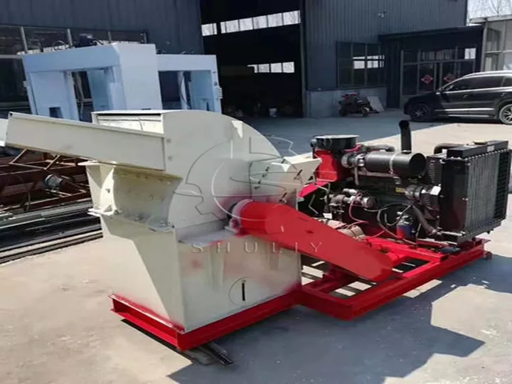 Hammer mill for sawdust
